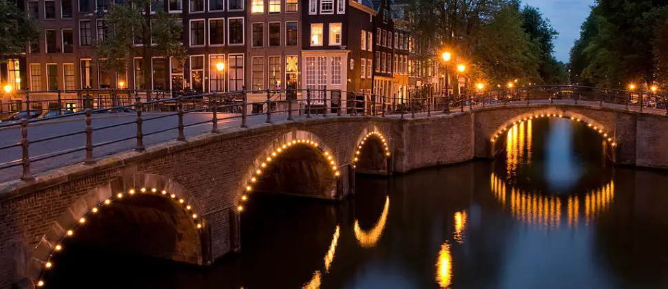 Foto: Cómo disfrutar de los canales de Ámsterdam